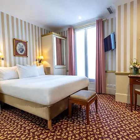 Belfast Hotel 4*