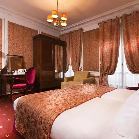 Hotel Belfast 4*